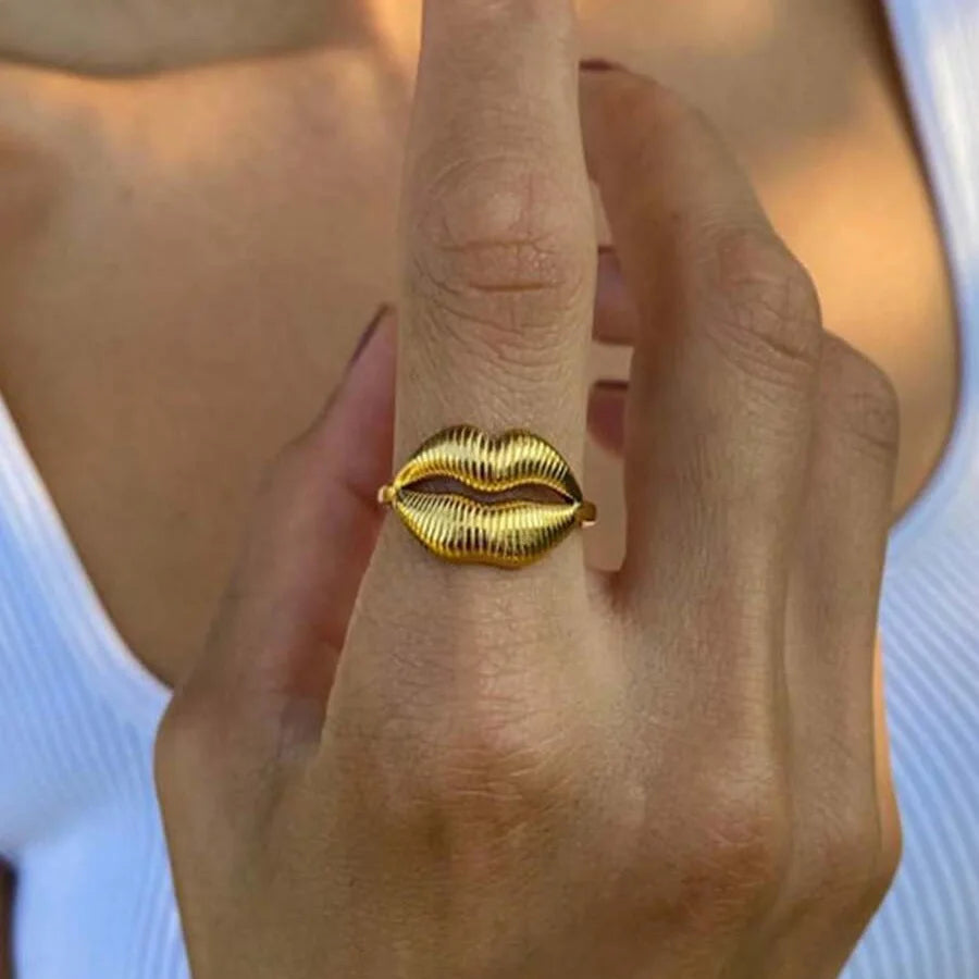 Anel Regulável Boca Banhado em Ouro 18K