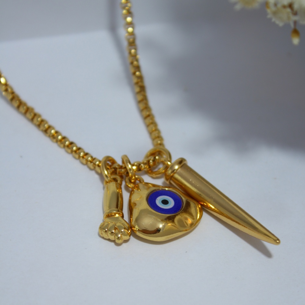 Colar Amuleto Banhado em Ouro 18K