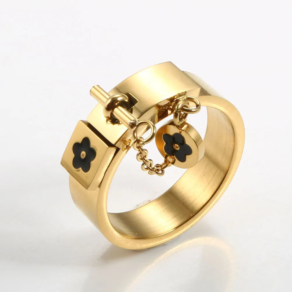 Anel Cadeado Encanto Floral Banhado em Ouro 18K