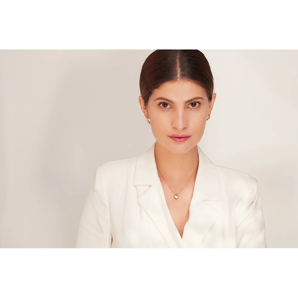 Colar Pingente Coração Branco Banhado em Ouro 18K