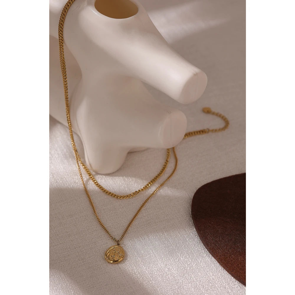 Colar Duplo Medalha Banhado em Ouro 18K