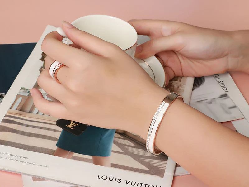 Anel Black White Banhado em Ouro 18K