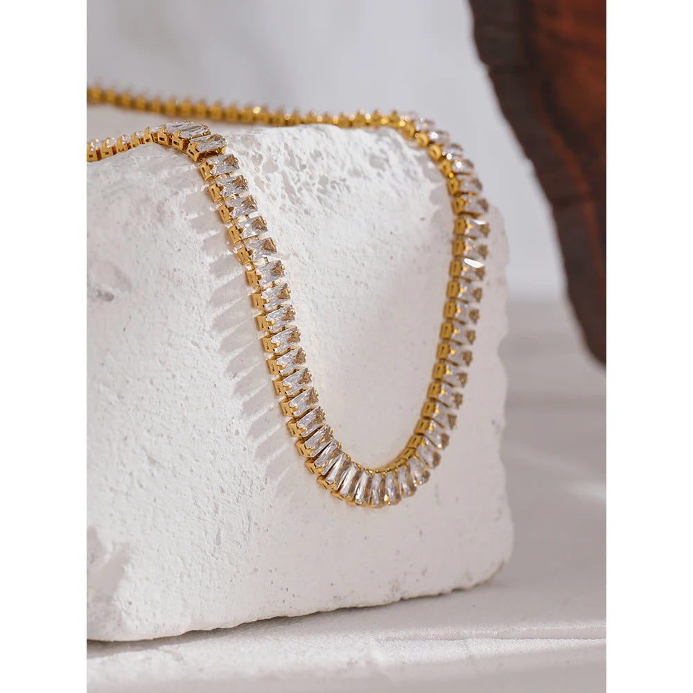 Colar Luxuoso Zircônias Banhado em Ouro 18K