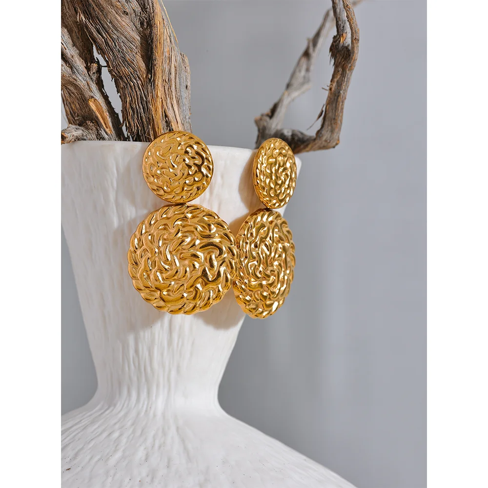 Brinco Lua Cheia Banhado em Ouro 18K