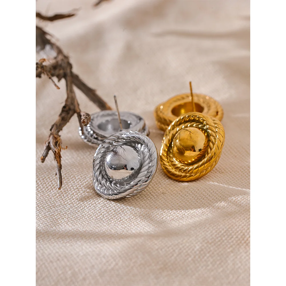 Brinco Júpter Banhado em Ouro 18K