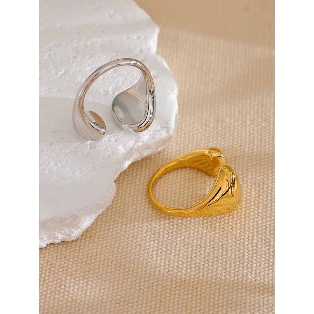 Anel Regulável Eclipse Banhado em Ouro 18K