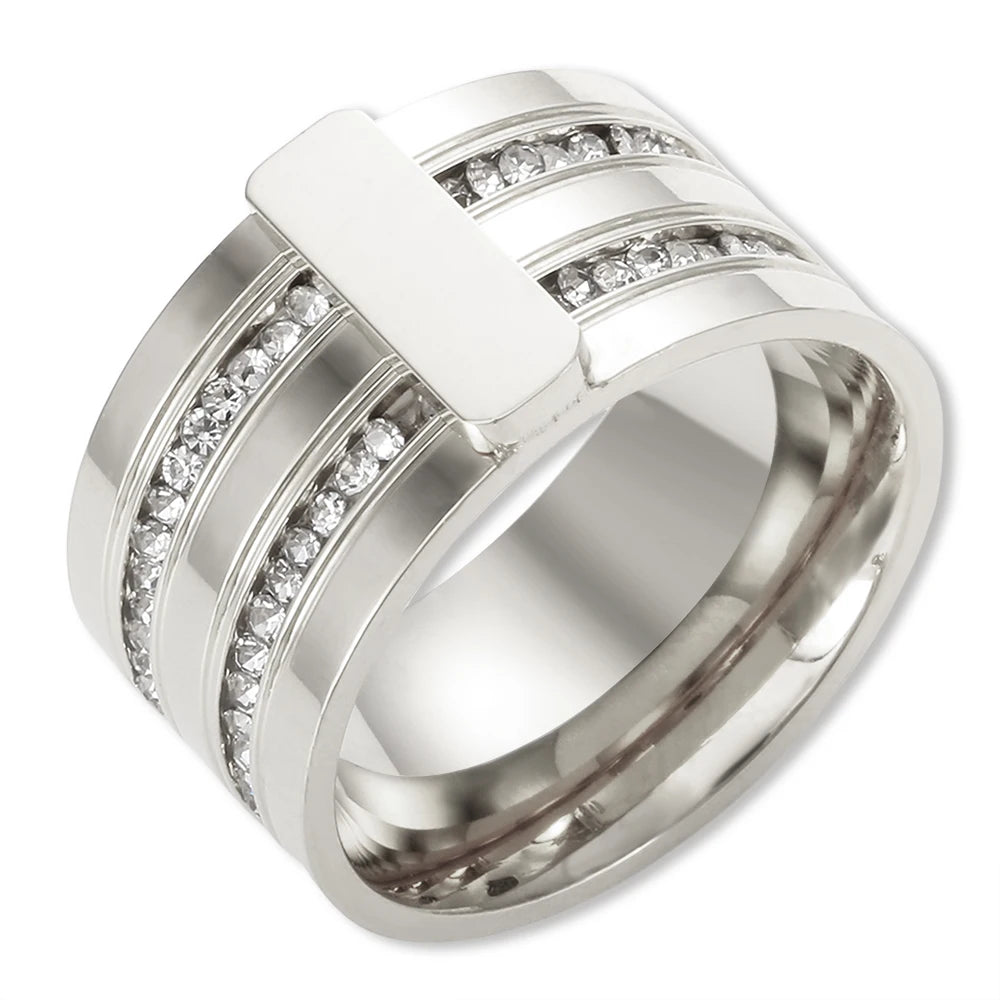 Anel Luxury Zircônias Banhado em Ouro 18K