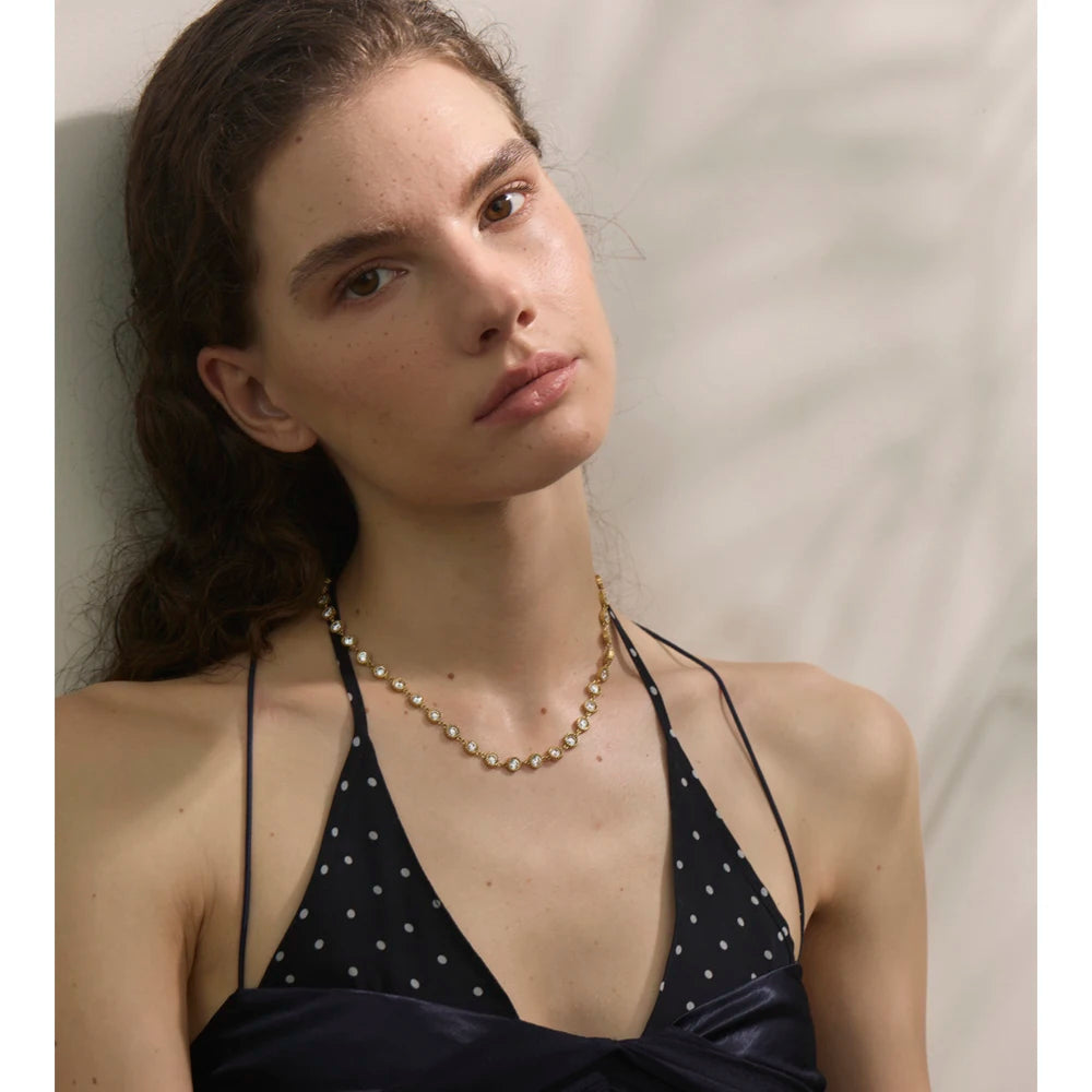 Colar Esfera de Luz Banhado em Ouro 18K