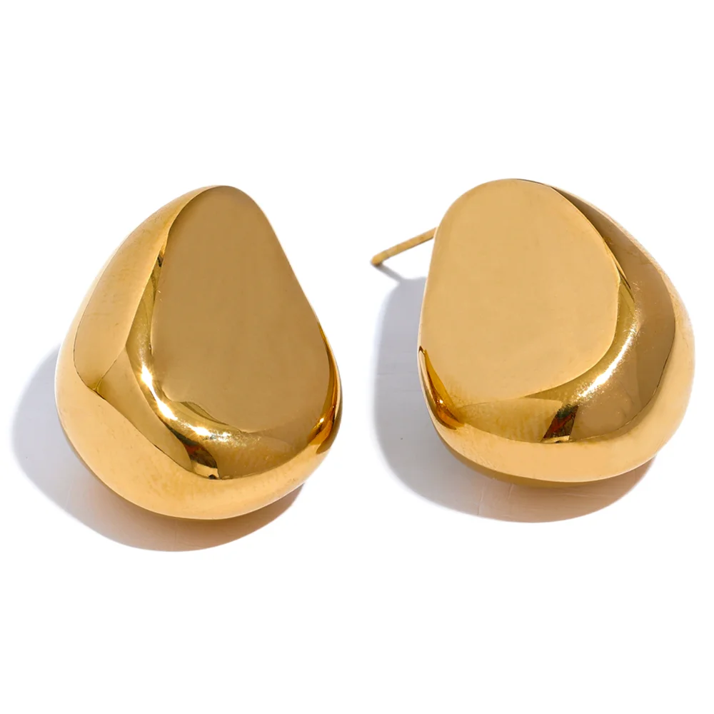 Brinco Oval Moderno Banhado em Ouro 18K