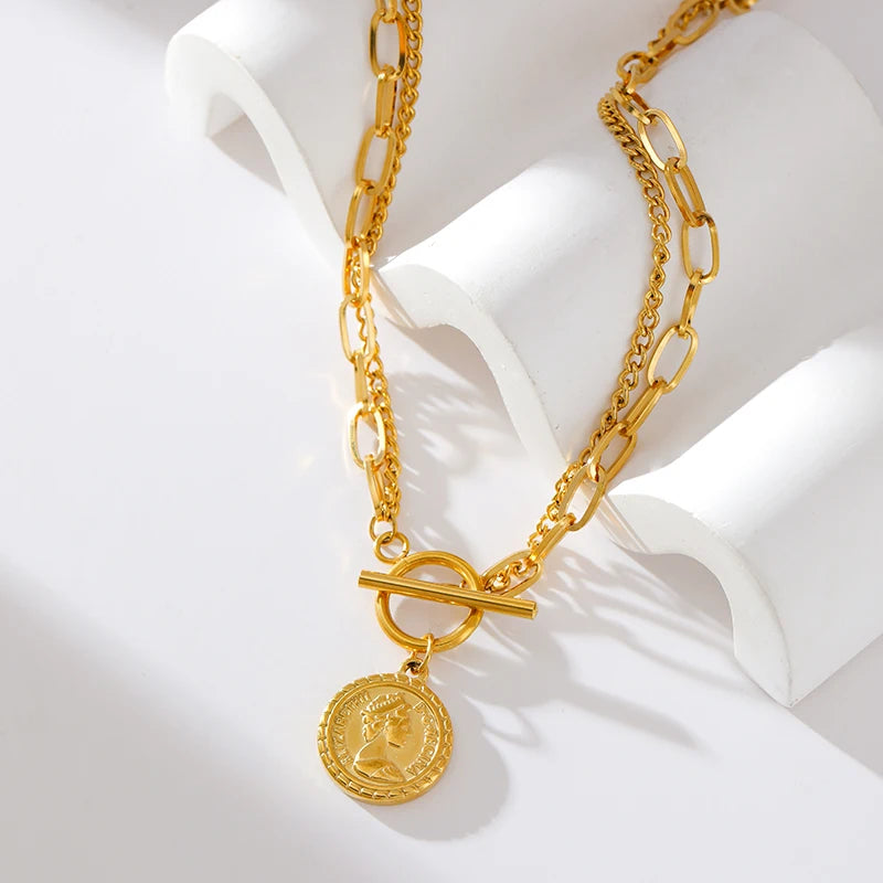 Conjunto Colar e Pulseira Medalha Banhado em Ouro 18K