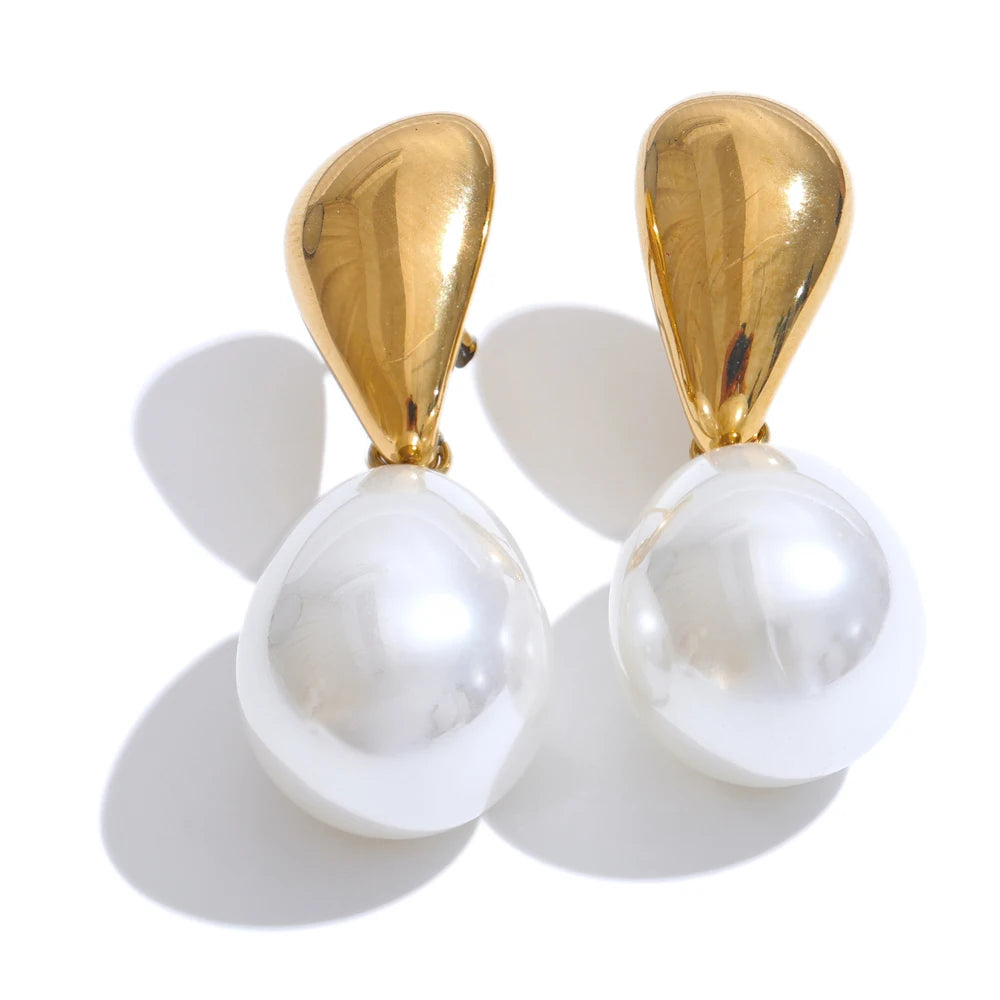 Brinco Gota de Pérola Banhado em Ouro 18K