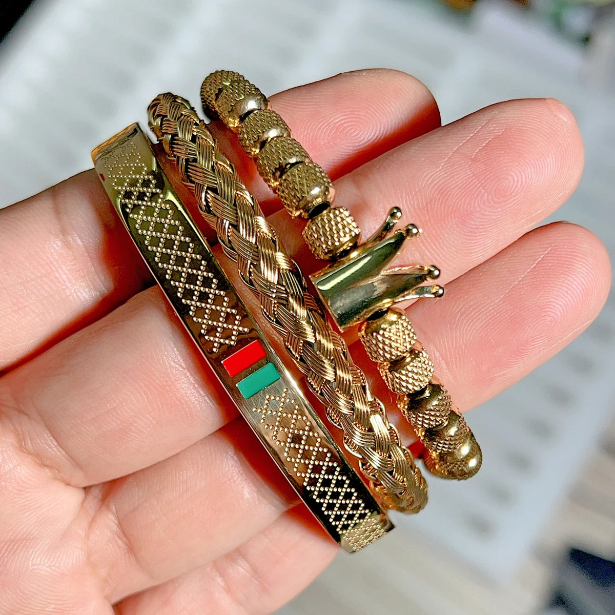 Kit 3 Pulseiras Coroa Masculina Banhado em Ouro 18K