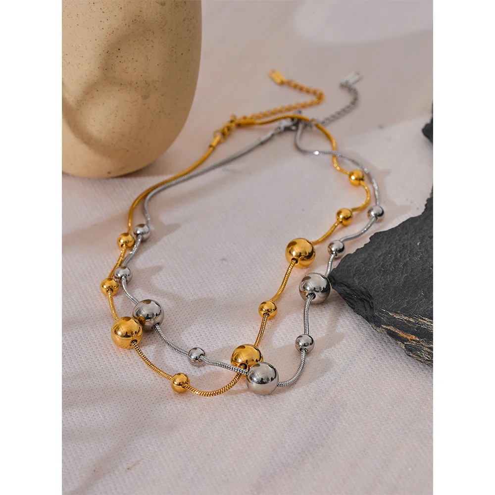 Colar Esferas Separadas Banhado em Ouro 18K