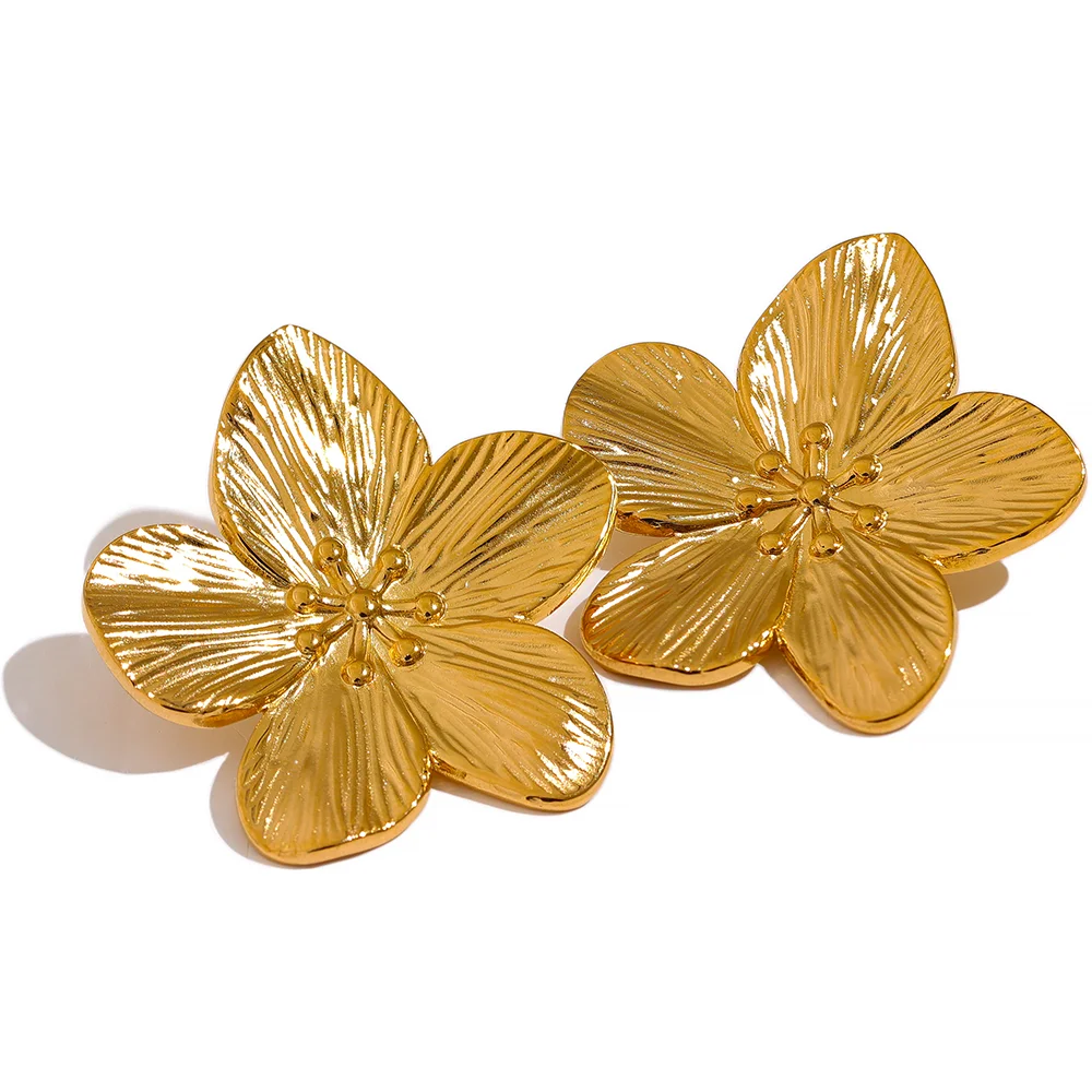 Brinco Floral Banhado em Ouro 18K