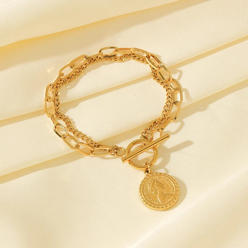 Conjunto Colar e Pulseira Medalha Banhado em Ouro 18K