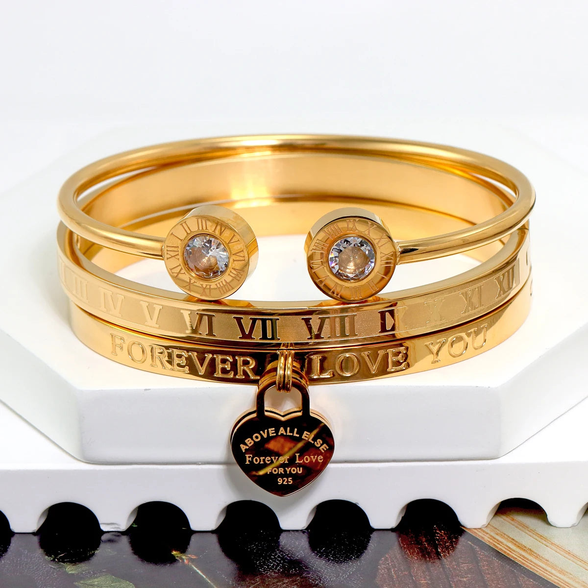 Kit 3 Braceletes Coração Banhado em Ouro 18K