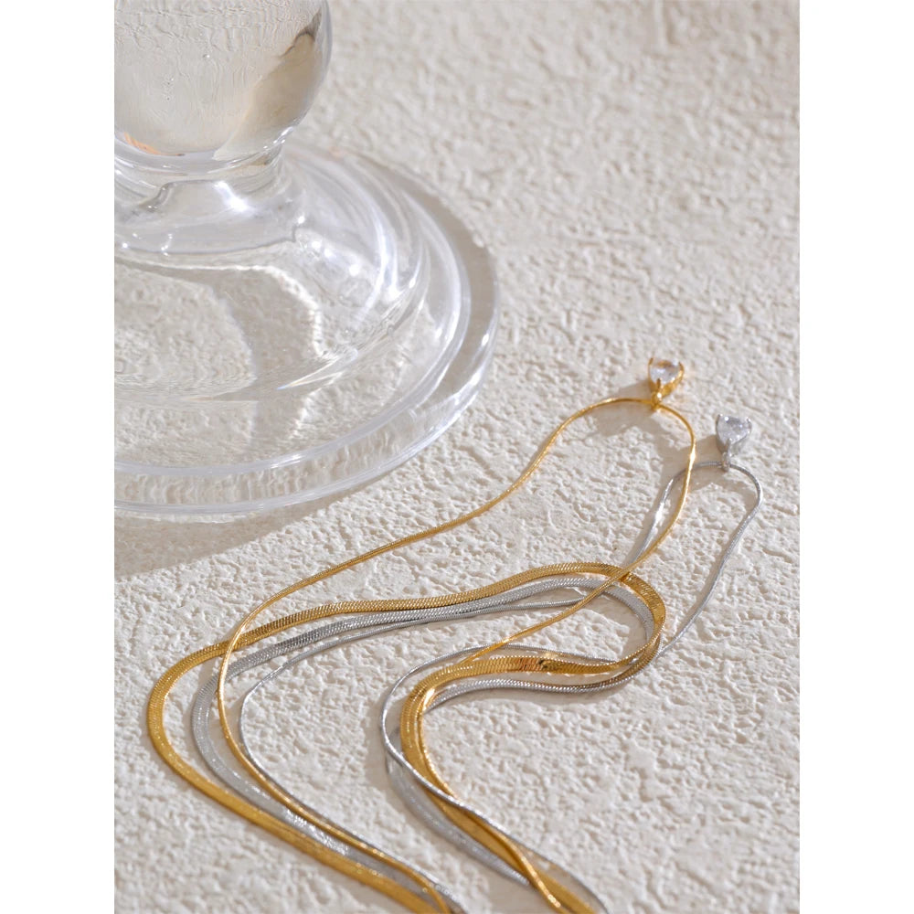 Colar Duplo Gota de Luz Banhado em Ouro 18K