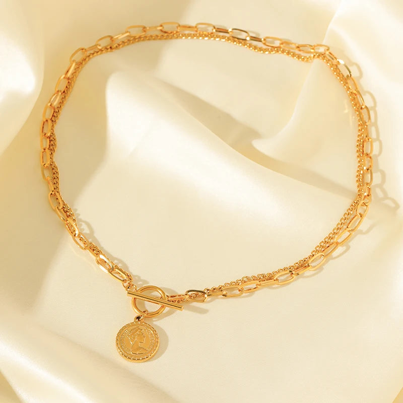 Conjunto Colar e Pulseira Medalha Banhado em Ouro 18K