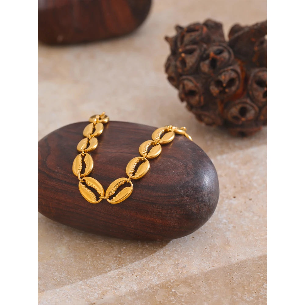 Pulseira Conchas Banhado em Ouro 18K