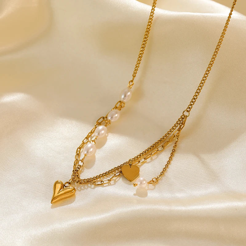 Colar Mix Coração e Pérolas Banhado em Ouro 18K