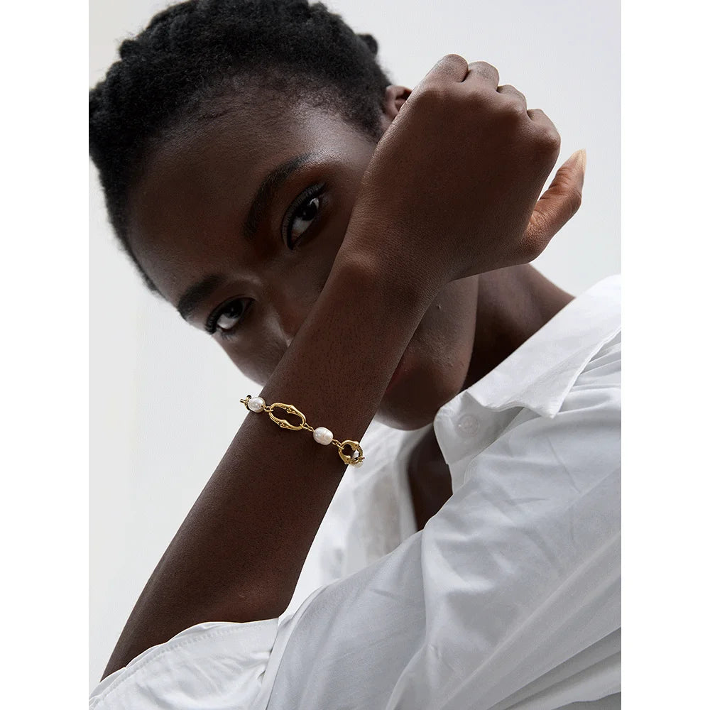 Pulseira Elos com Pérolas Banhado em Ouro 18K