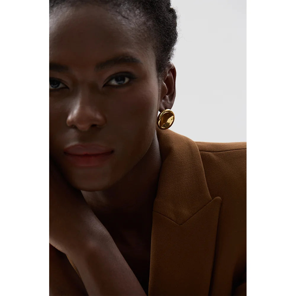 Brinco Minimalista Aurora Banhado em Ouro 18K