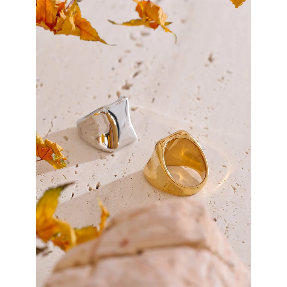 Anel Geométrico Banhado em Ouro 18K