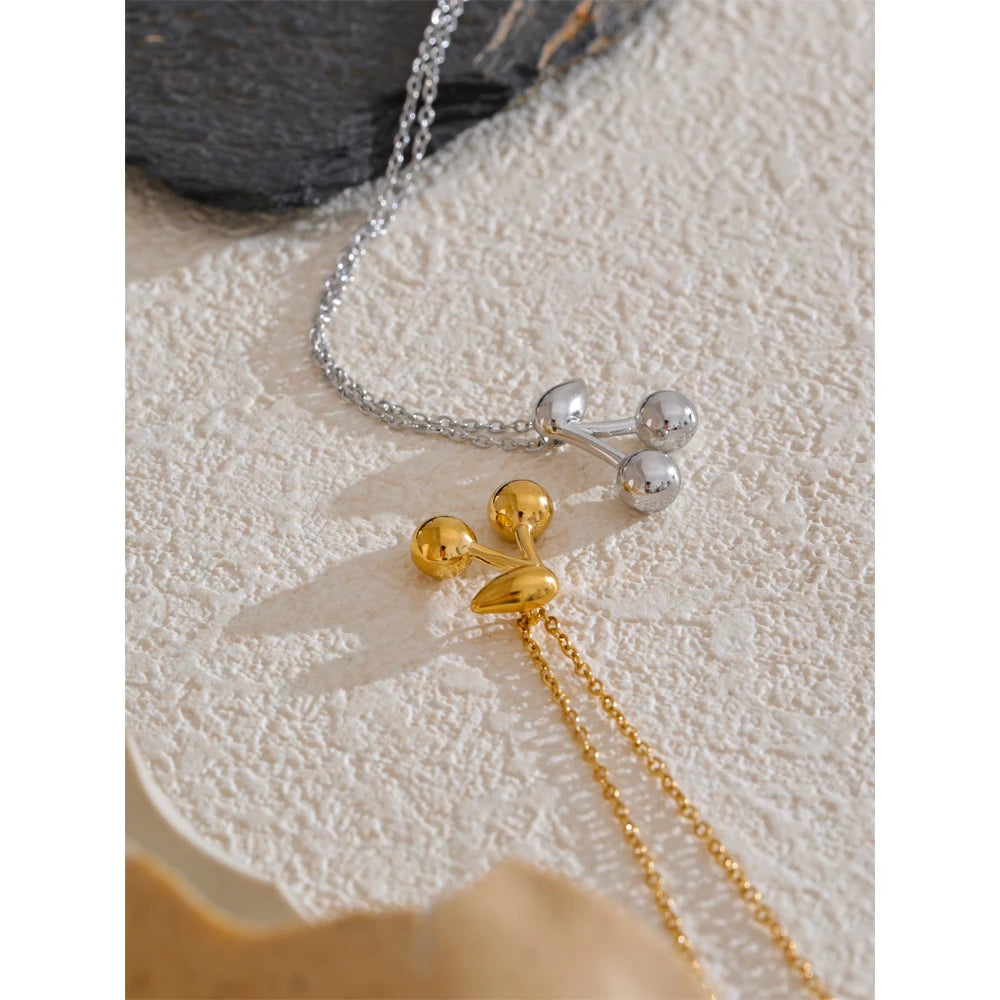 Colar Cereja Banhado em Ouro 18K