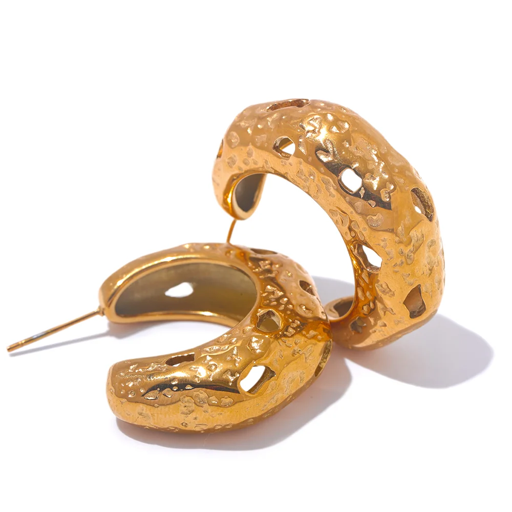 Brinco Argola Martelado Banhado em Ouro 18K