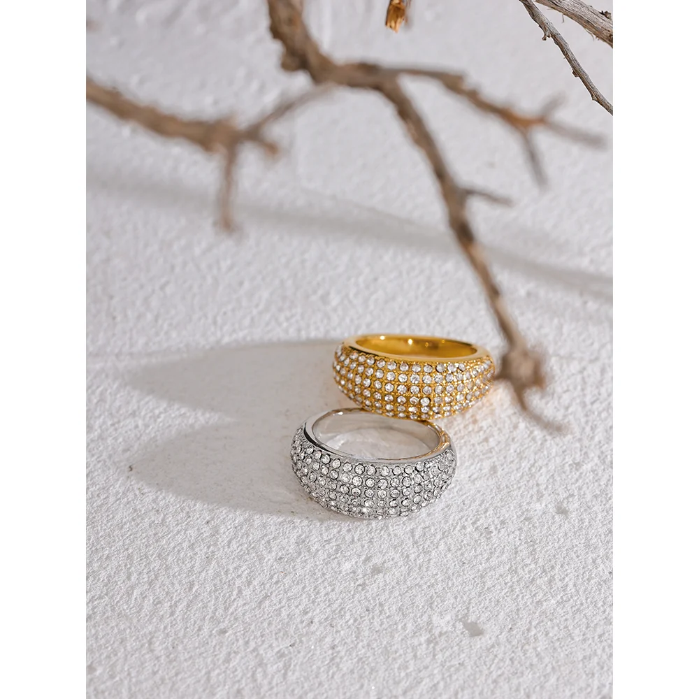 Anel Cúbico Zircônias Banhado em Ouro 18K