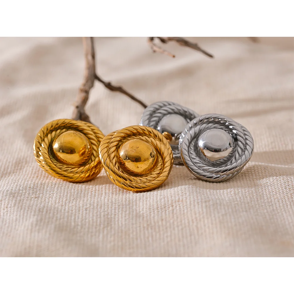 Brinco Júpter Banhado em Ouro 18K