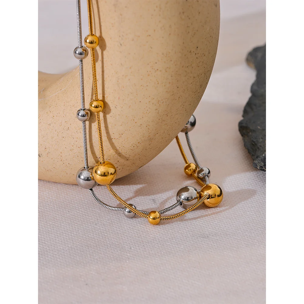 Colar Esferas Separadas Banhado em Ouro 18K