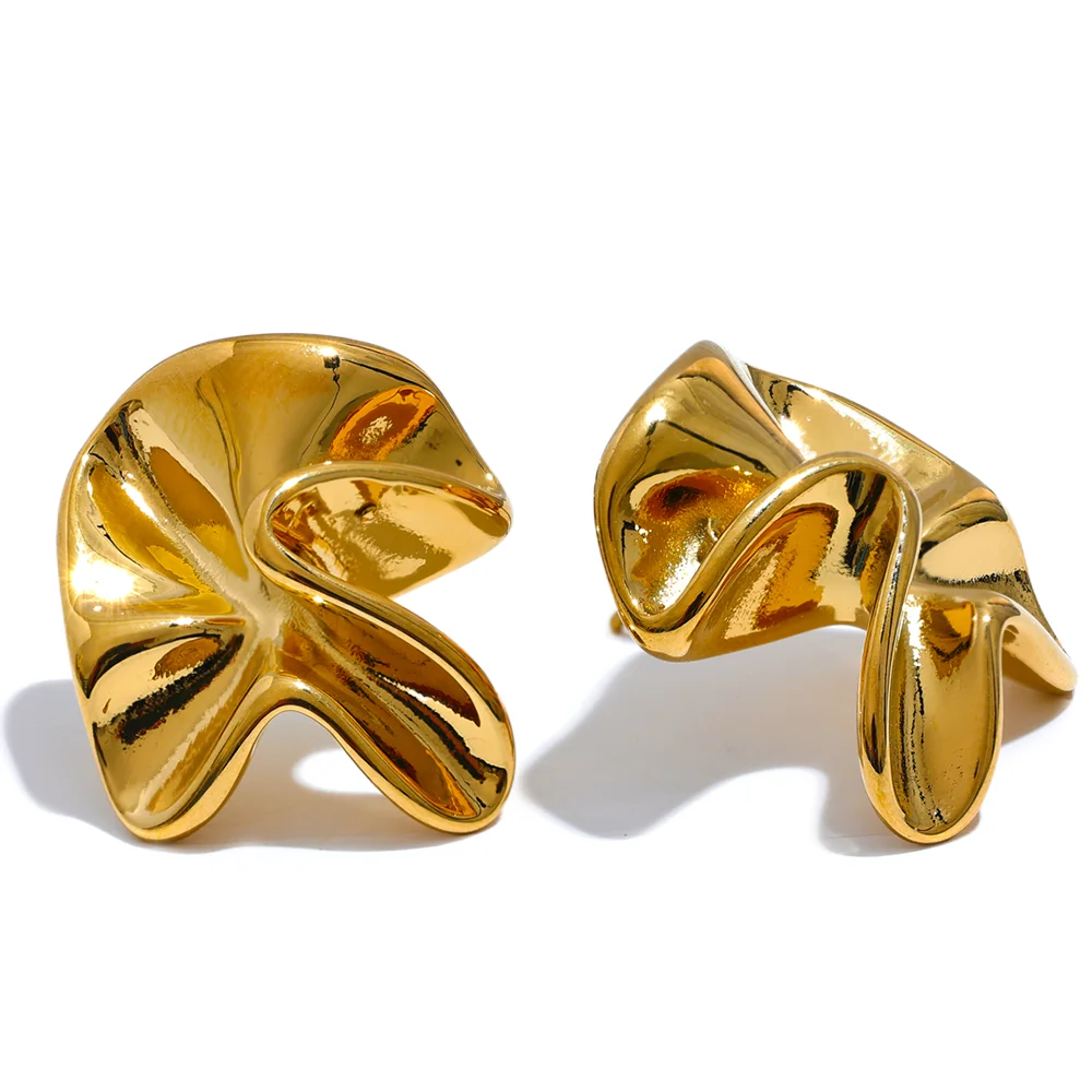 Brinco Irregular Flower Banhado em Ouro 18K