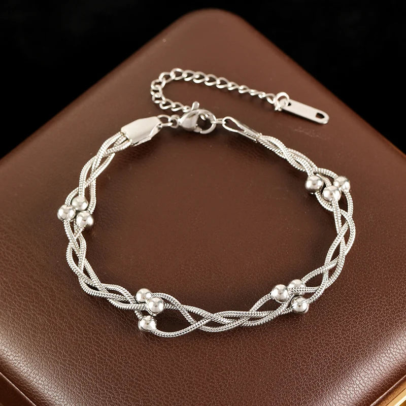 Conjunto Colar e Pulseira Entrelaçada Banhado em Ouro 18K