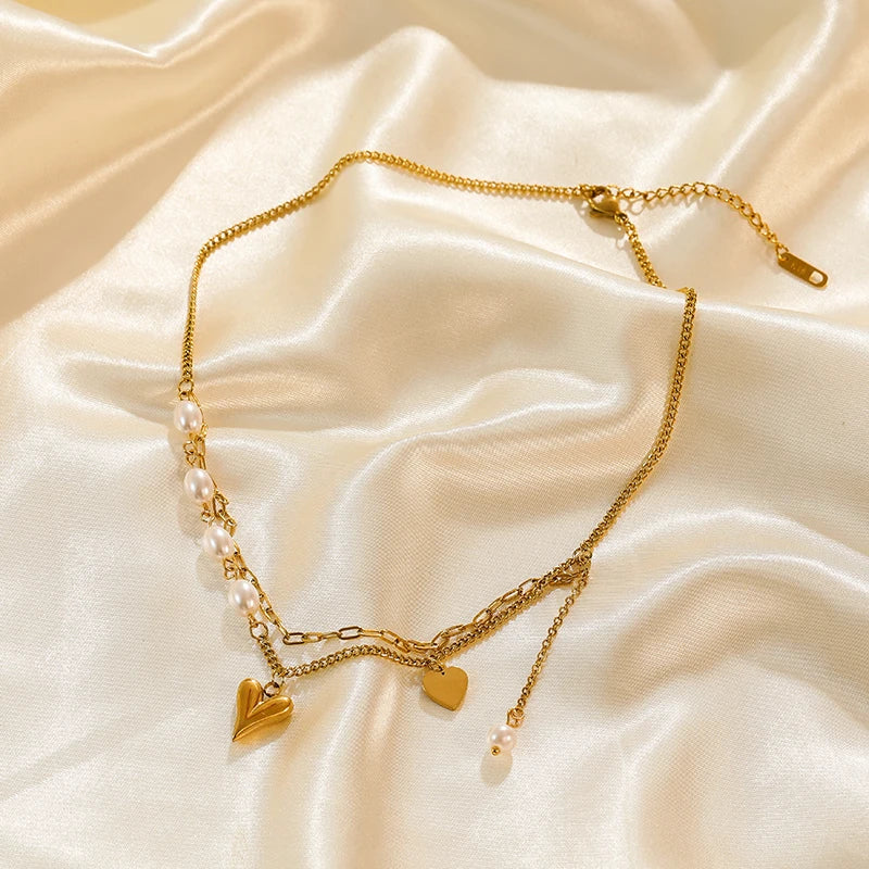 Colar Mix Coração e Pérolas Banhado em Ouro 18K