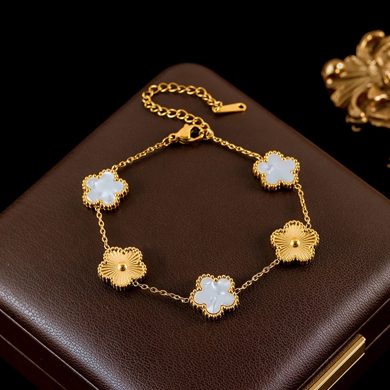 Conjunto Flor Banhado em Ouro 18K