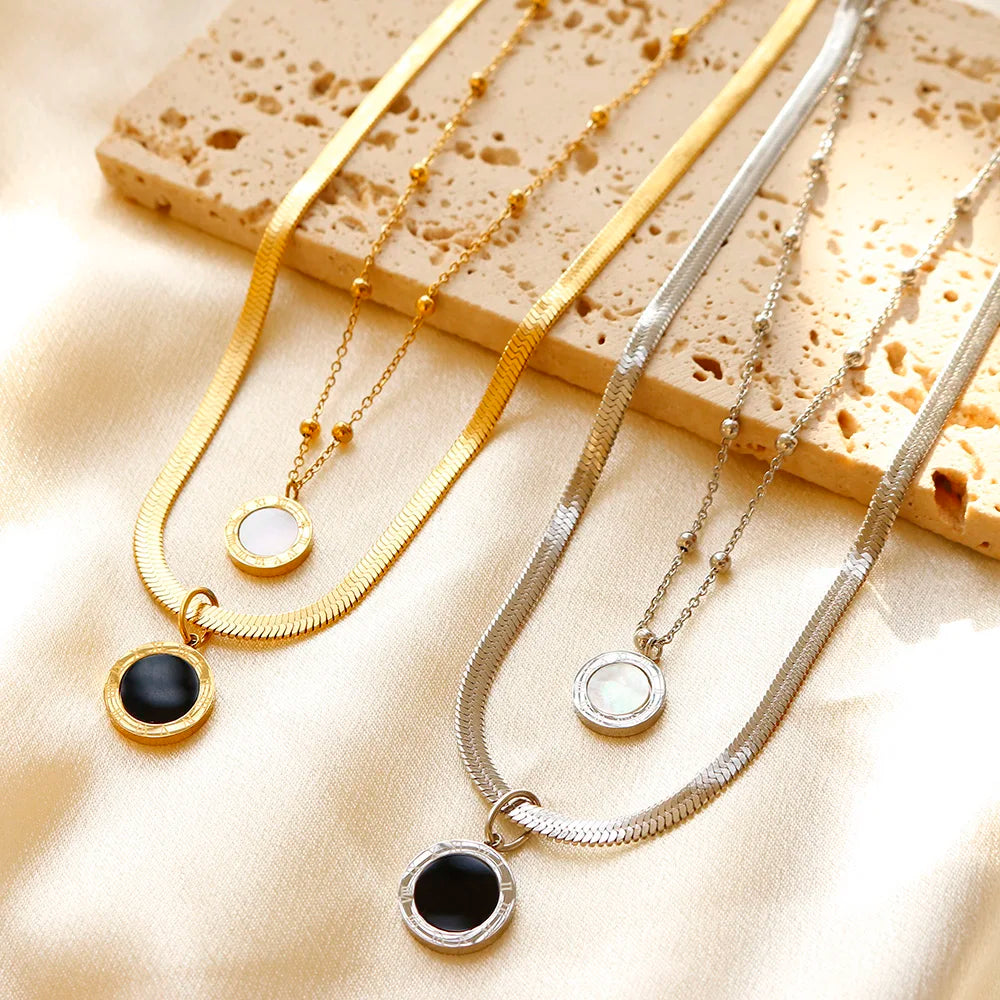 Colar Duplo Cobra Algarismo Romano Banhado em Ouro 18K