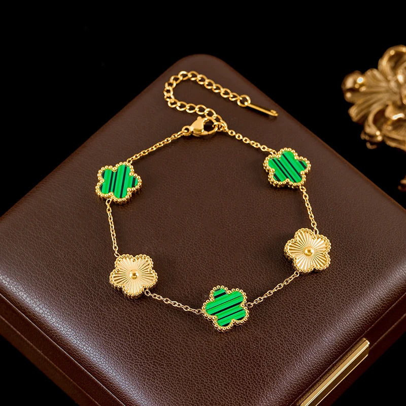 Conjunto Flor Banhado em Ouro 18K