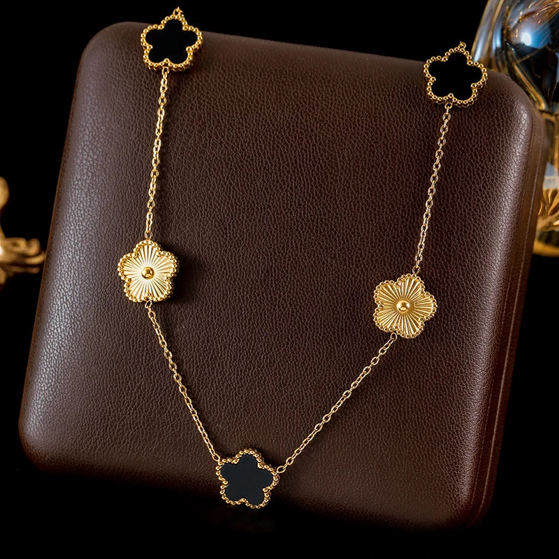 Conjunto Flor Banhado em Ouro 18K