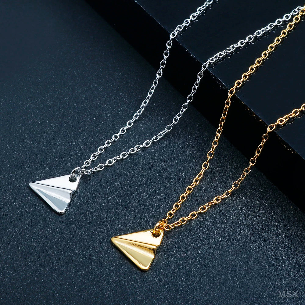 Colar Avião de Papel Banhado em Ouro 18K