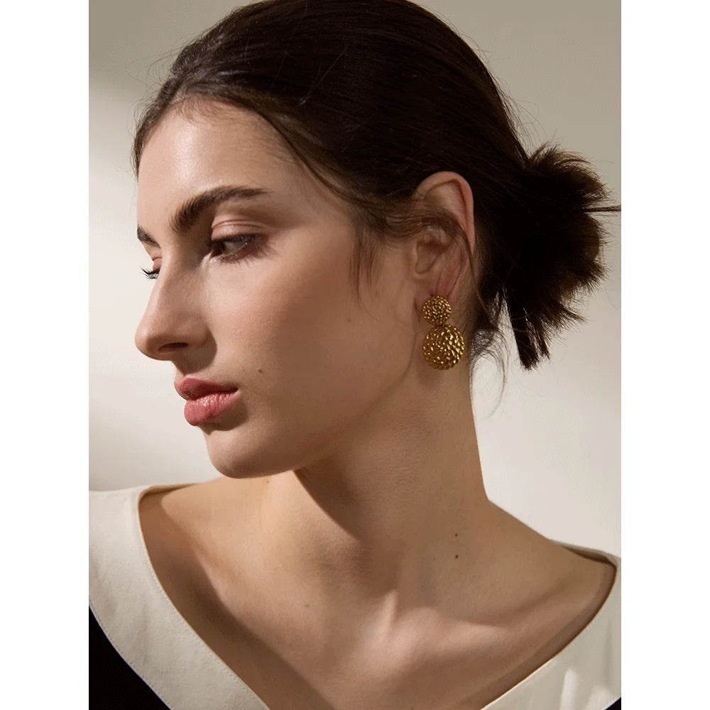 Brinco Lua Cheia Banhado em Ouro 18K