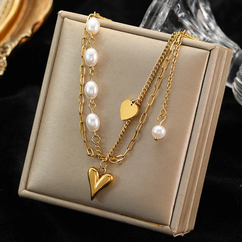 Colar Mix Coração e Pérolas Banhado em Ouro 18K