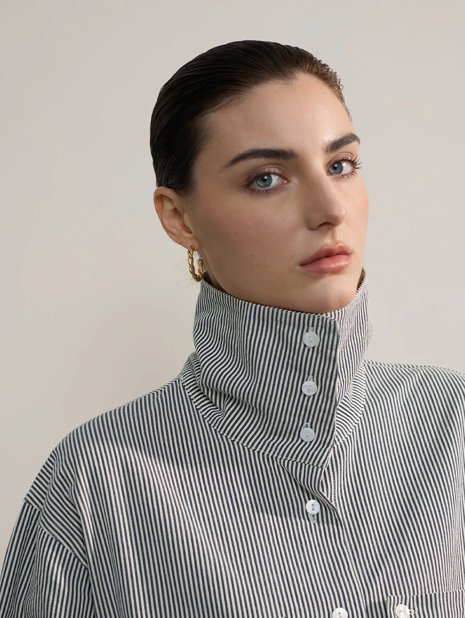 Brinco Argola Trançado Banhado em Ouro 18K