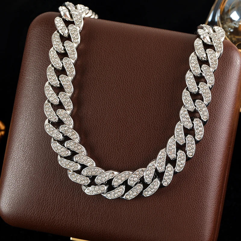 Corrente Cubana Banhado em Ouro 18K