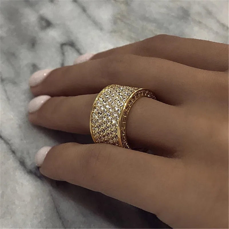 Anel Luxo Cravejado Banhado em Ouro 18K