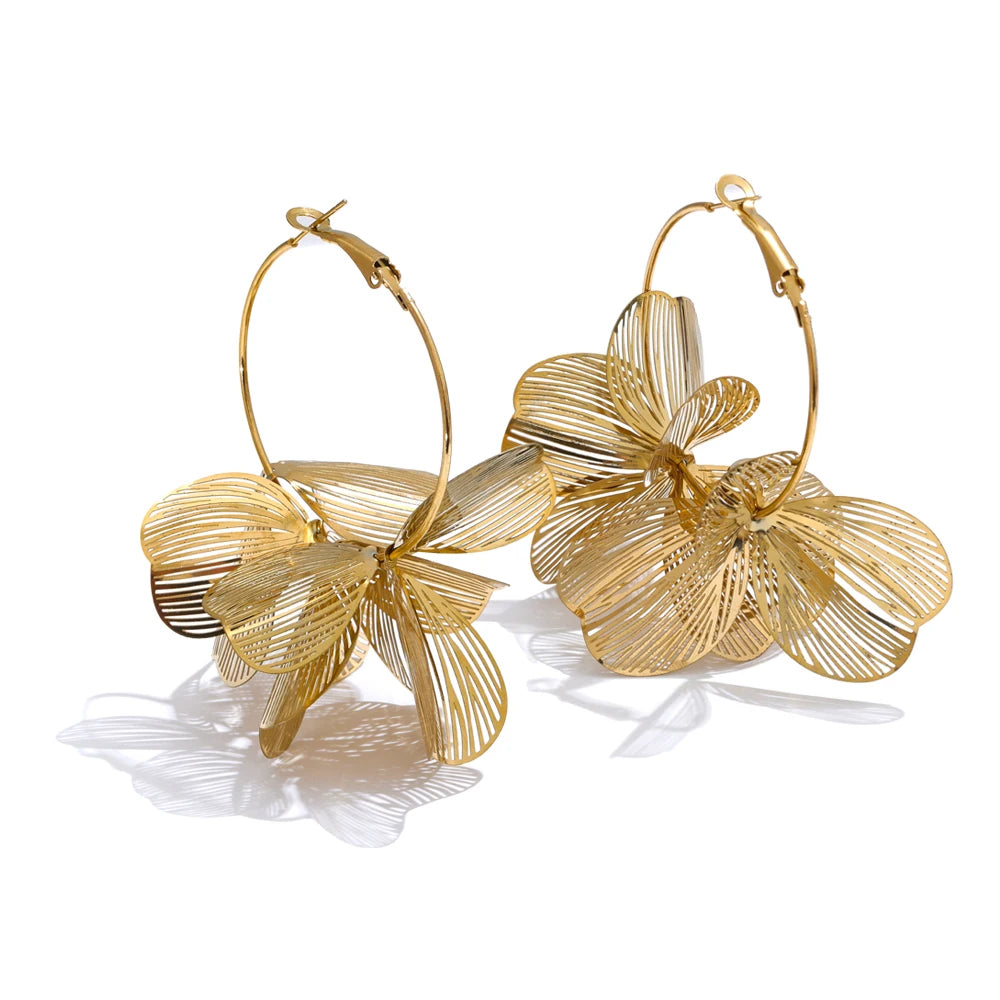Brinco Argola Flower Banhado em Ouro 18K