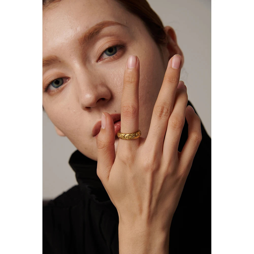 Anel Sol e Lua Banhado em Ouro 18K